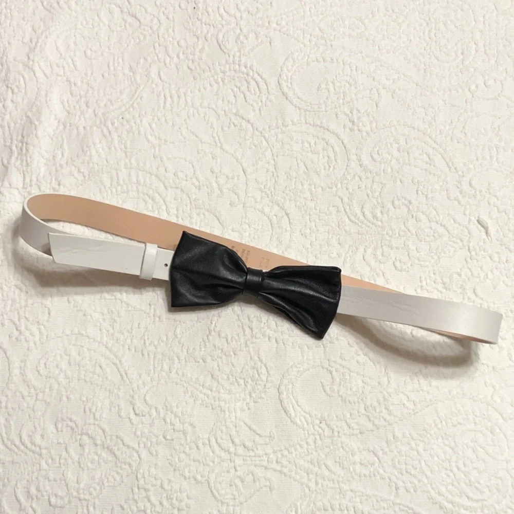Garuglieri Elegant Black and White Leather Bow Tie, Leather Belt, Size Large